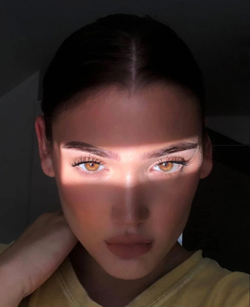 Is Hypochlorous Acid Safe Around the Eyes for Soothing?